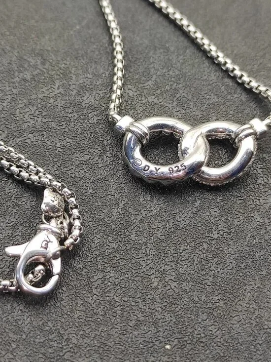 David Yurman 925 Silver Pave Diamond Cable Loop Necklace with Original Pouch - Picture 4 of 4